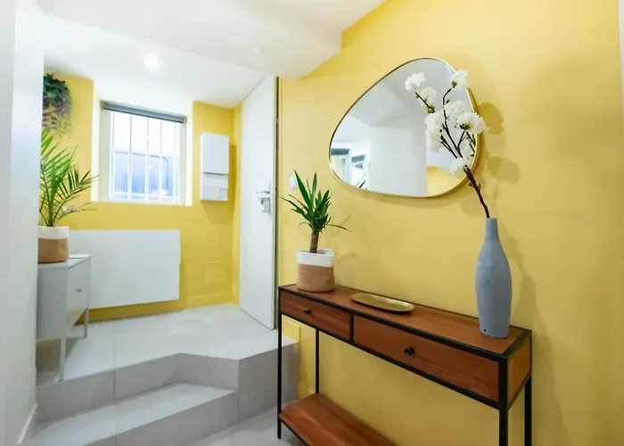 Le Petit Olivier En Coeur De Et Parking Inclus A 10 Mins Montpellier