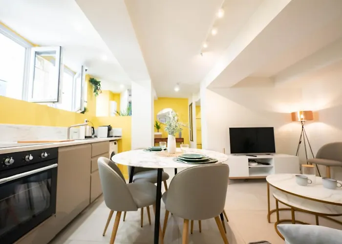 Le Petit Olivier En Coeur De Et Parking Inclus A 10 Mins * Montpellier